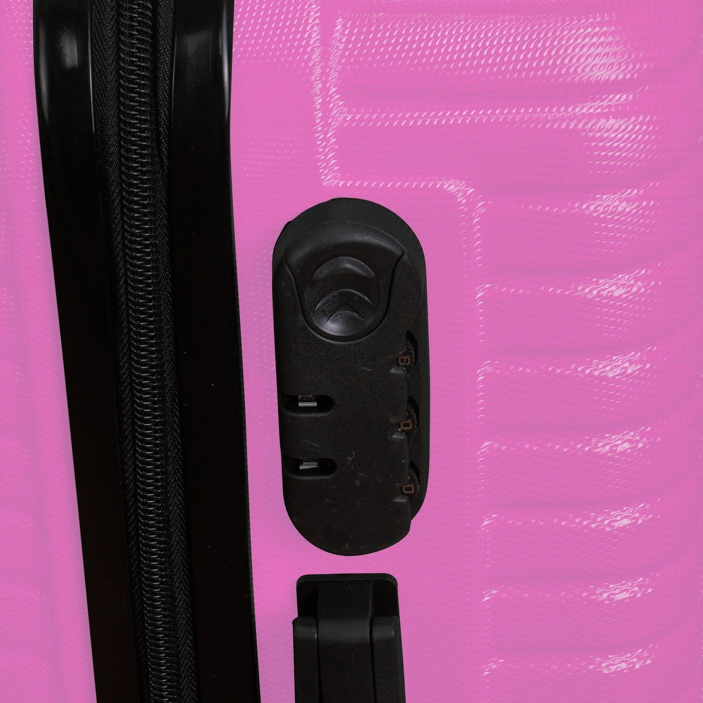 3 piece Luggage Set Lattitude Collection