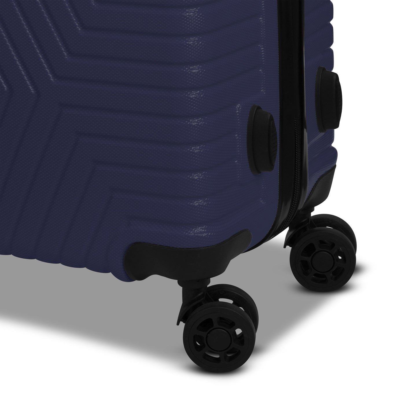 3 piece Luggage Set Lattitude Collection